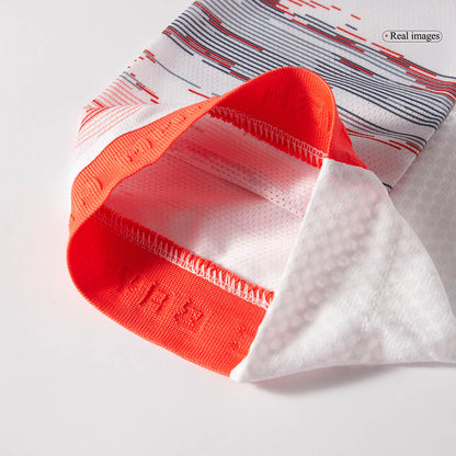 OLISE #17 Munich Extérieur Maillot 2025/26 Blanc Joueur