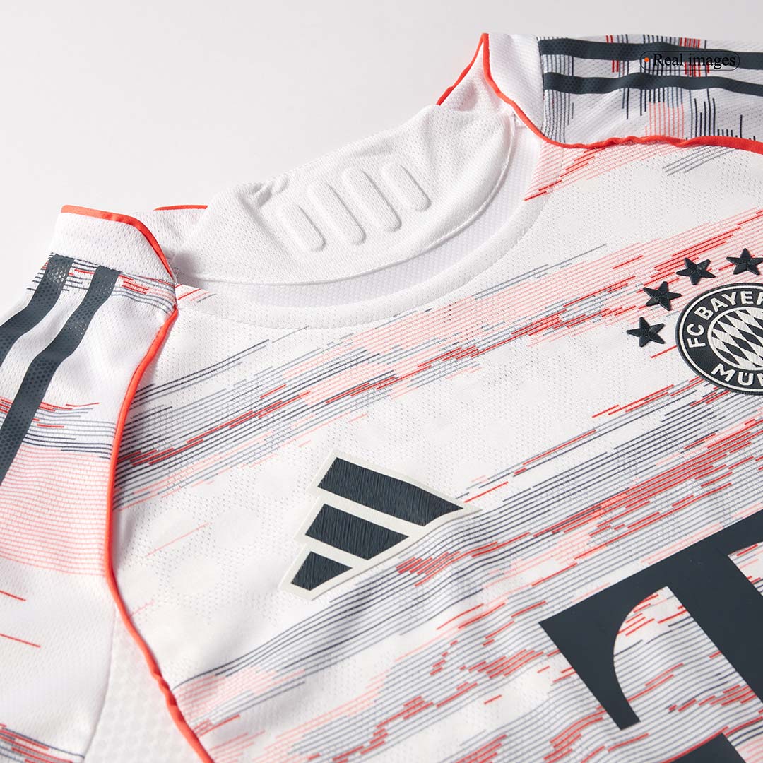 Munich Uitshirt 2025/26 Wit Grote Maten Speler