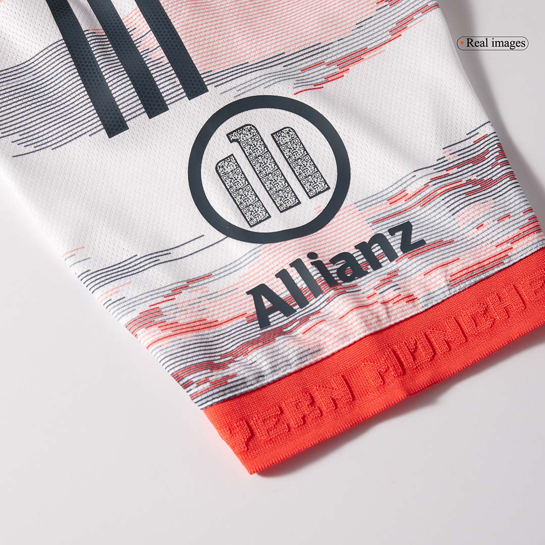 UPAMECANO #2 Munich Extérieur Maillot 2025/26 Blanc Joueur