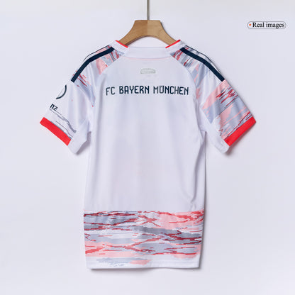 Munich Extérieur Maillot Kit 2025/26 Enfant Blanc